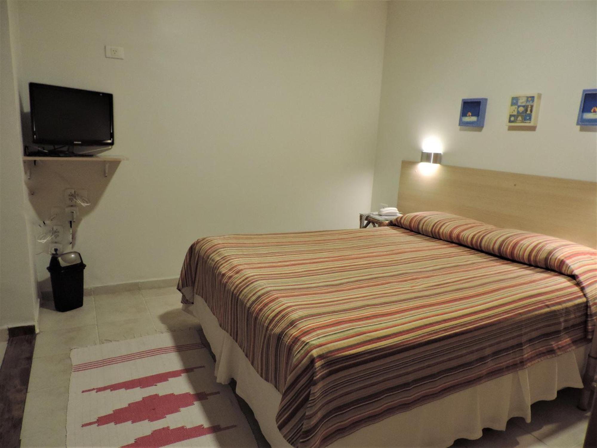 Hotel Costa Balena-Piscina Aquecida Coberta غوارويا الغرفة الصورة